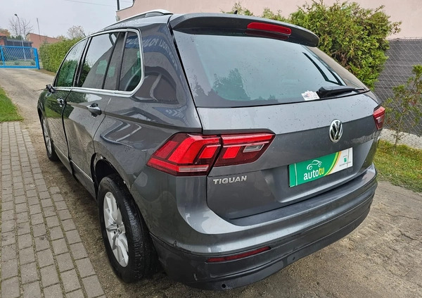 Volkswagen Tiguan cena 31900 przebieg: 138000, rok produkcji 2016 z Chodzież małe 596